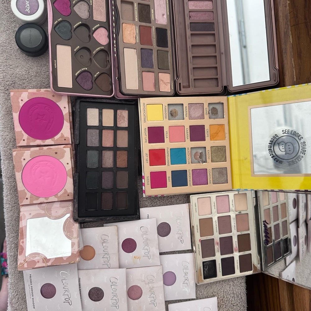 Makeup haul - Picture 2 of 3